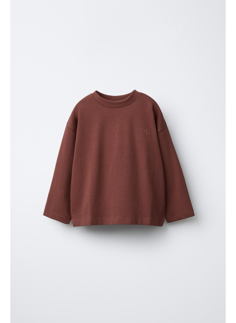 Футболка с вышивкой тяжело�...