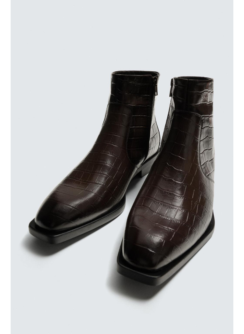 КОЖАНЫЕ САПОГИ С ТИСНЕНИЕМ ПОД КОЖУ КРОКОДИЛА КОЖАНЫЕ САПОГИ С ТИСНЕНИЕМ ПОД КОЖУ КРОКОДИЛА