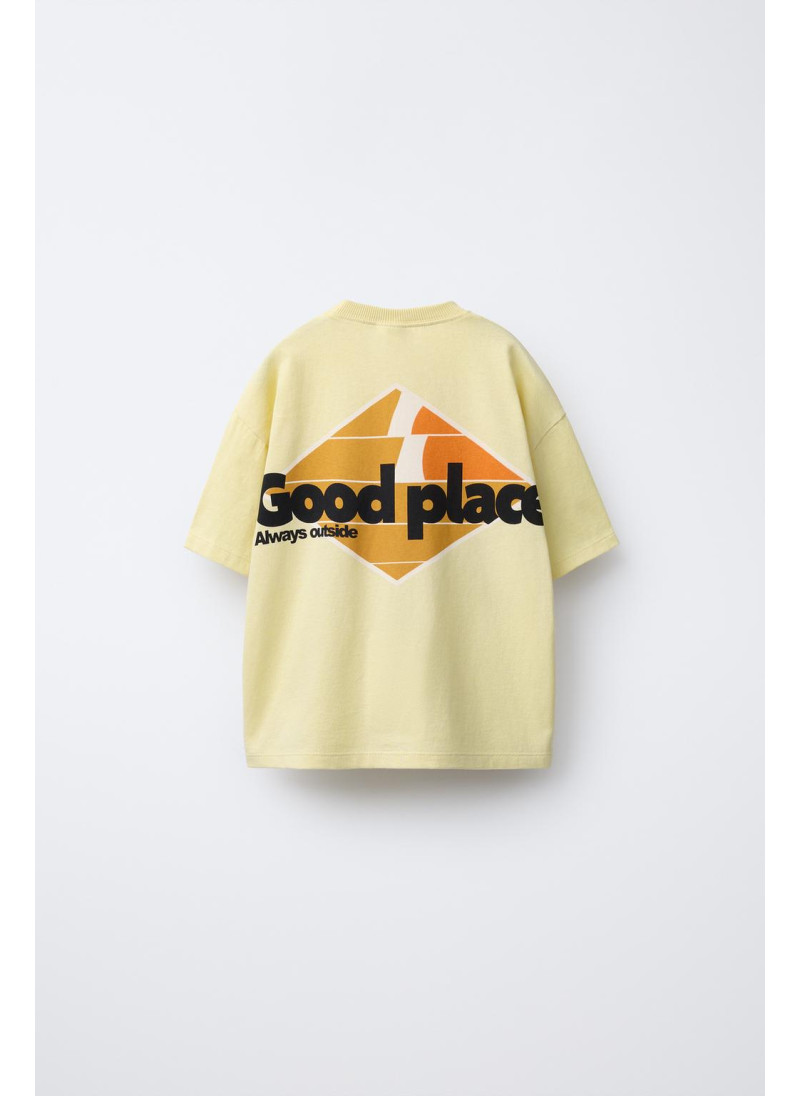 ФУТБОЛКА С НАШИВКОЙ И ПРИНТОМ ФУТБОЛКА С НАШИВКОЙ И ПРИНТОМ