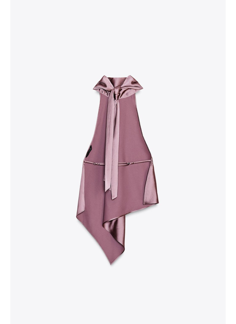 Топ с асимметричным подбородком Топ с асимметричным подбородком