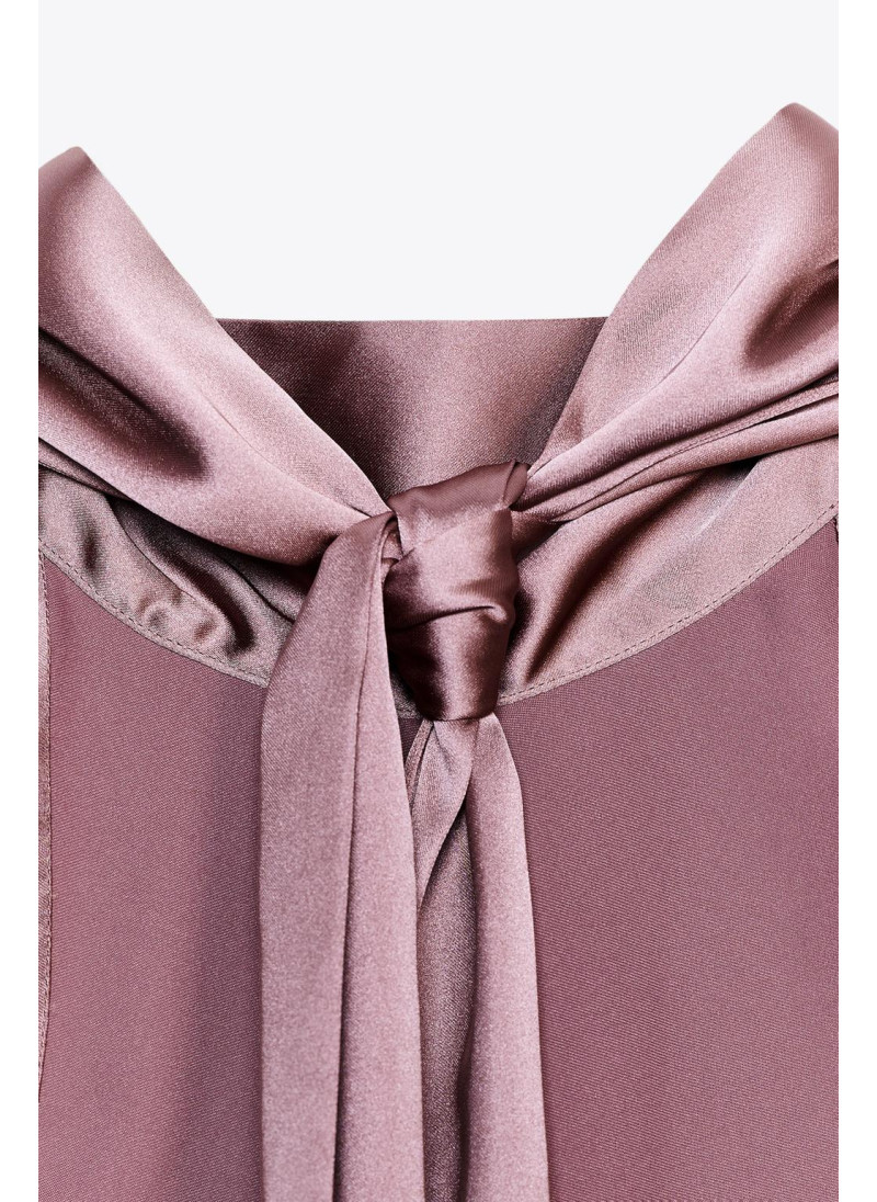 Топ с асимметричным подбородком Топ с асимметричным подбородком