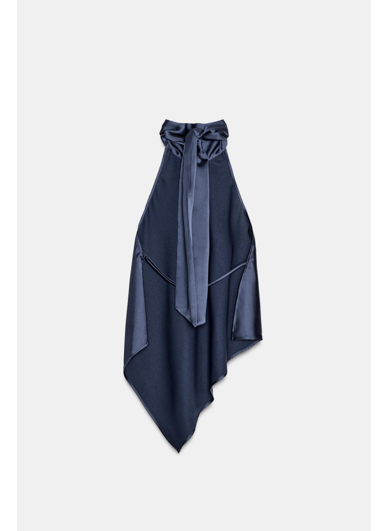 Топ с асимметричным подбородком Топ с асимметричным подбородком