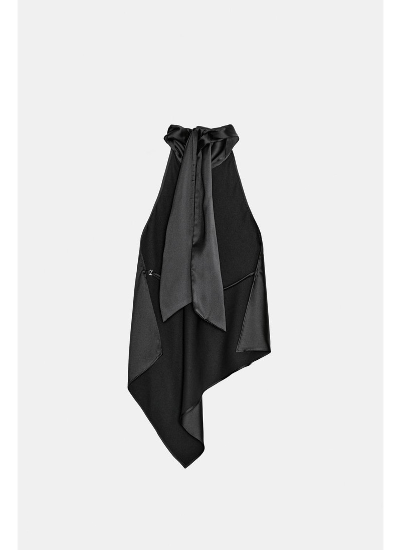 Топ с асимметричным подбородком Топ с асимметричным подбородком