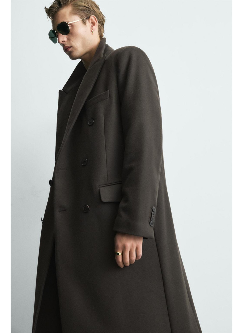 Пальто с двубортной застежкой из ограниченной коллекции из шерсти manteco® Пальто с двубортной застежкой из ограниченной коллекции из шерсти manteco®