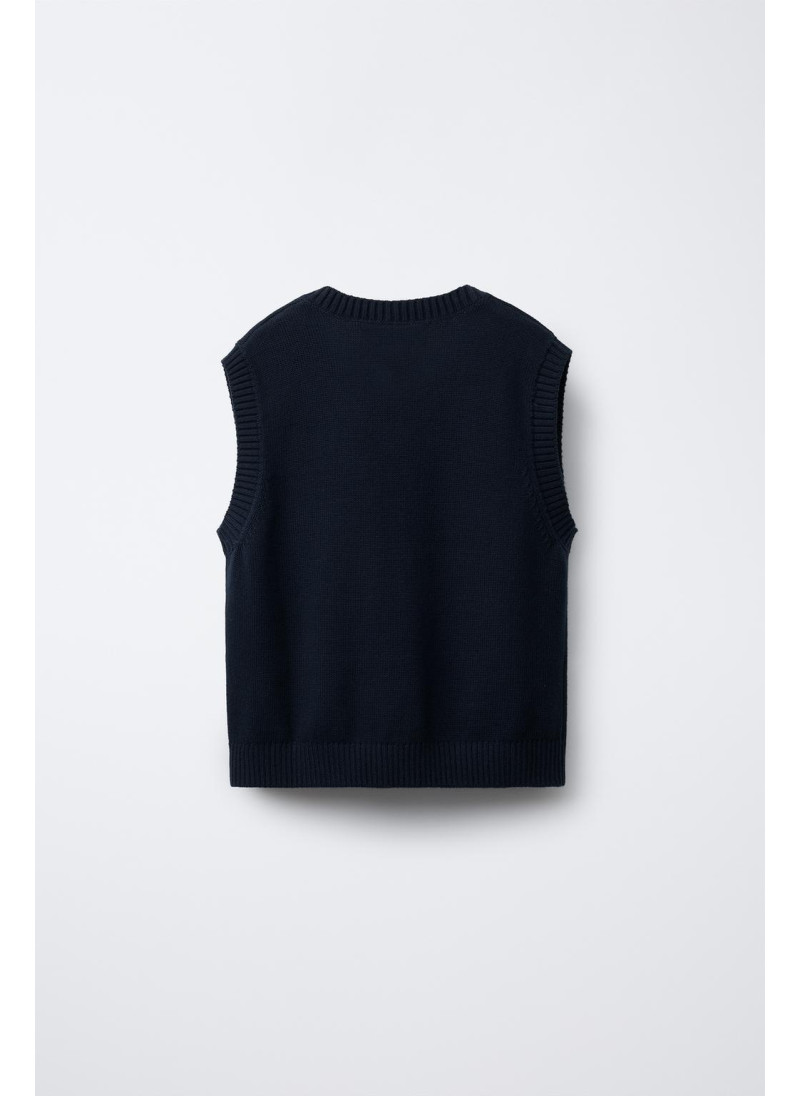 ТРИКОТАЖНЫЙ ЖИЛЕТ ТРИКОТАЖНЫЙ ЖИЛЕТ