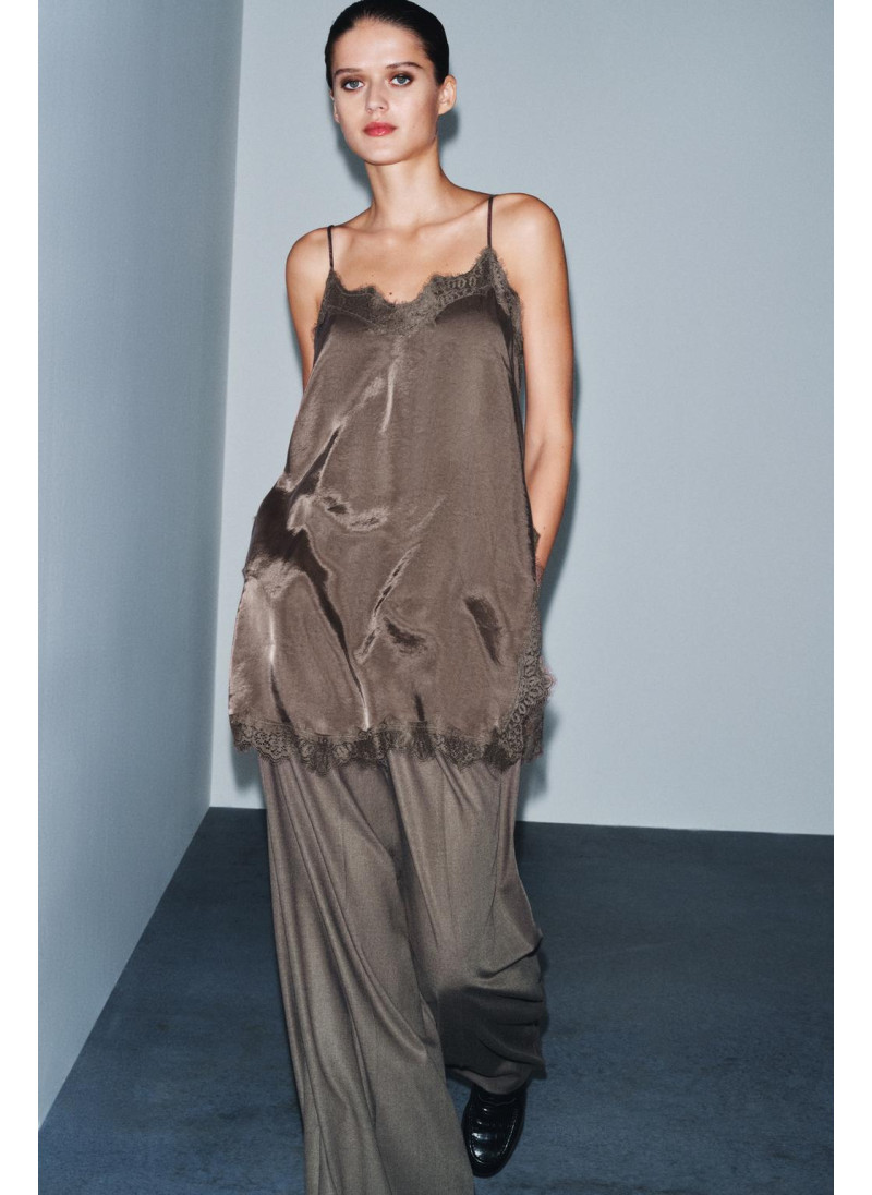 Топ-камисоль с кружевными аппликациями zw collection Топ-камисоль с кружевными аппликациями zw collection