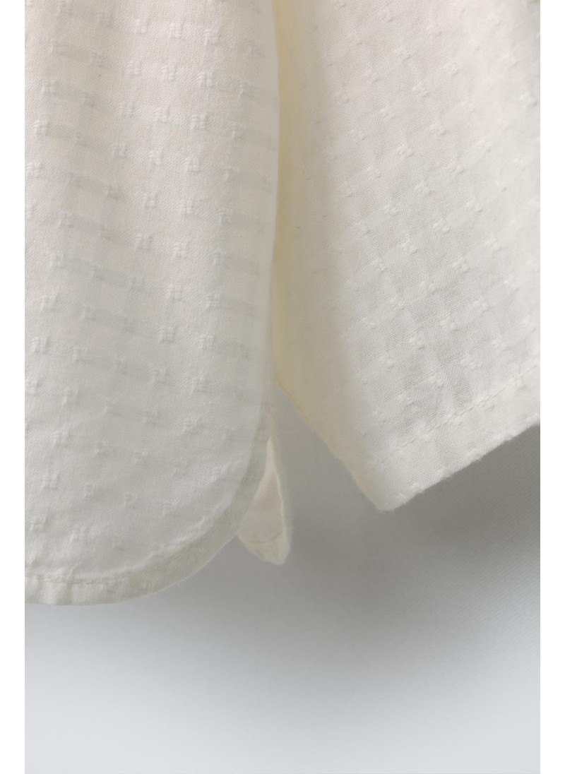 Рубашка с текстурой и завязками Рубашка с текстурой и завязками