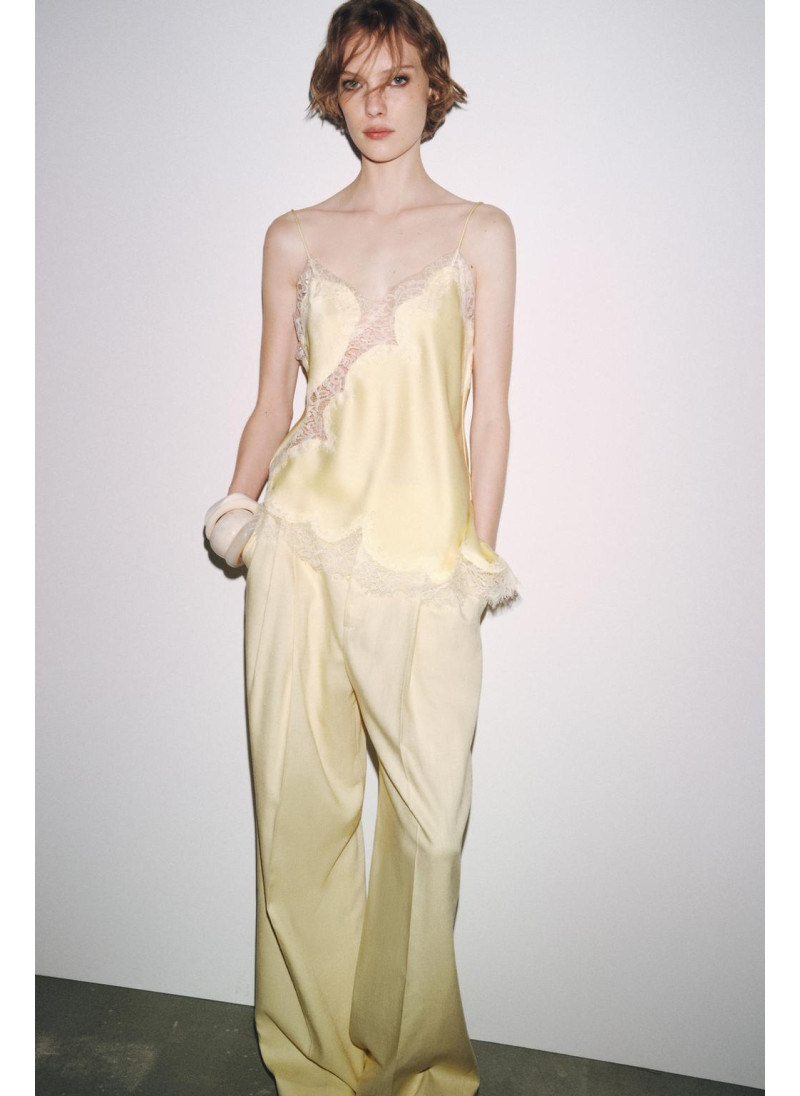 Топ-камисоль с кружевной отделкой zw collection Топ-камисоль с кружевной отделкой zw collection