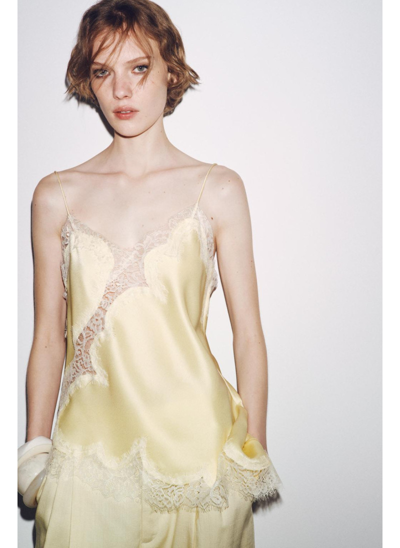 Топ-камисоль с кружевной отделкой zw collection Топ-камисоль с кружевной отделкой zw collection