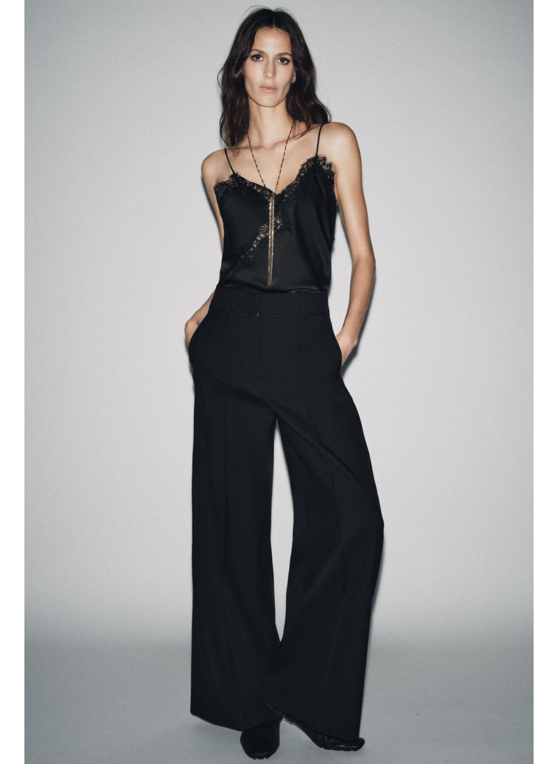 Топ-камисоль с кружевной отделкой zw collection Топ-камисоль с кружевной отделкой zw collection