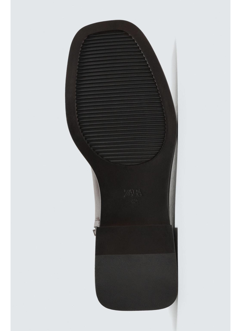 САПОГИ С ДЕКОРАТИВНОЙ СТРОЧКОЙ САПОГИ С ДЕКОРАТИВНОЙ СТРОЧКОЙ