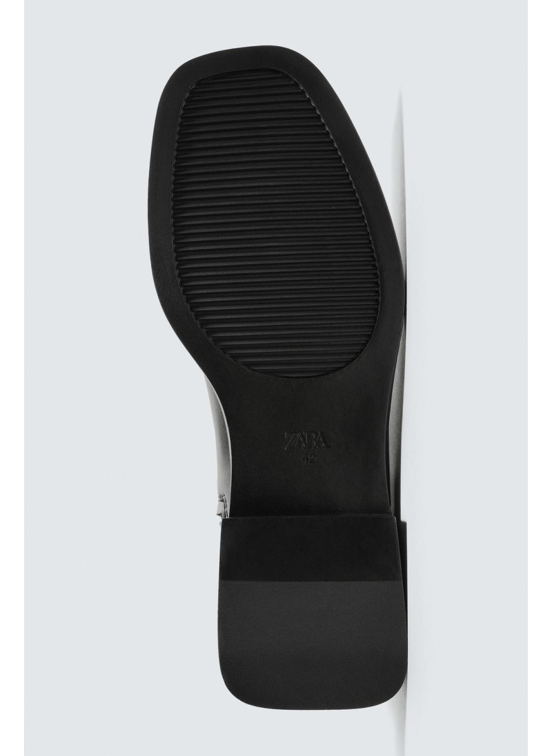 САПОГИ С ДЕКОРАТИВНОЙ СТРОЧКОЙ САПОГИ С ДЕКОРАТИВНОЙ СТРОЧКОЙ