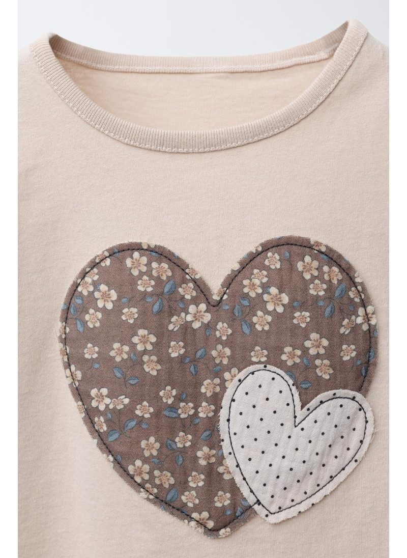 ФУТБОЛКА С ТЕКСТОВЫМИ НАШИВКАМИ ФУТБОЛКА С ТЕКСТОВЫМИ НАШИВКАМИ