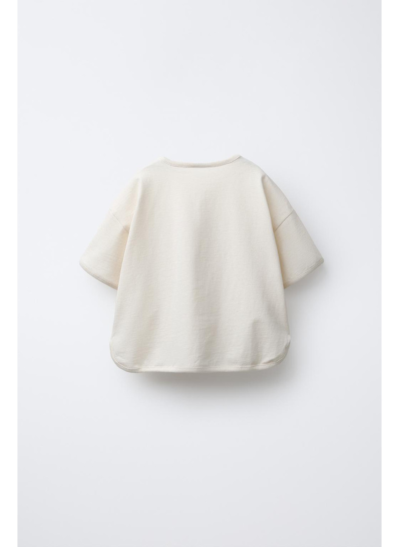 ФУТБОЛКА С ТЕКСТОВЫМИ НАШИВКАМИ ФУТБОЛКА С ТЕКСТОВЫМИ НАШИВКАМИ