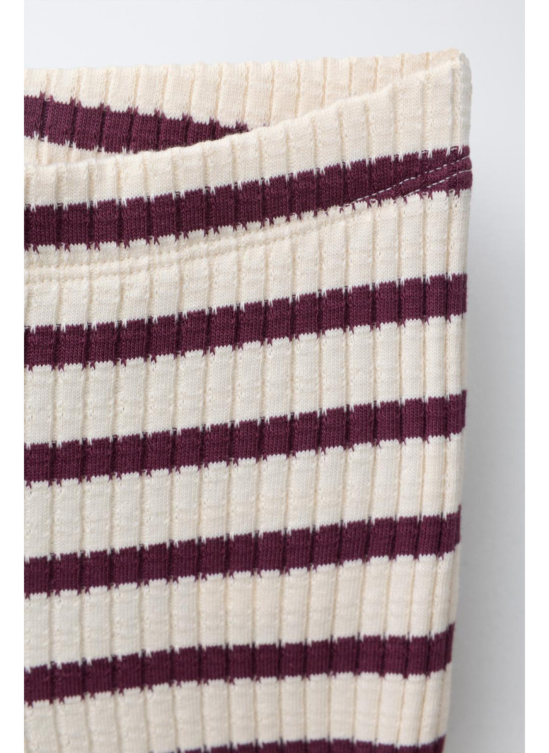 КОМПЛЕКТ ИЗ ФУТБОЛКИ И РАСКЛЕШЕННЫХ ЛЕГИНСОВ В РУБЧИК В ПОЛОСКУ КОМПЛЕКТ ИЗ ФУТБОЛКИ И РАСКЛЕШЕННЫХ ЛЕГИНСОВ В РУБЧИК В ПОЛОСКУ