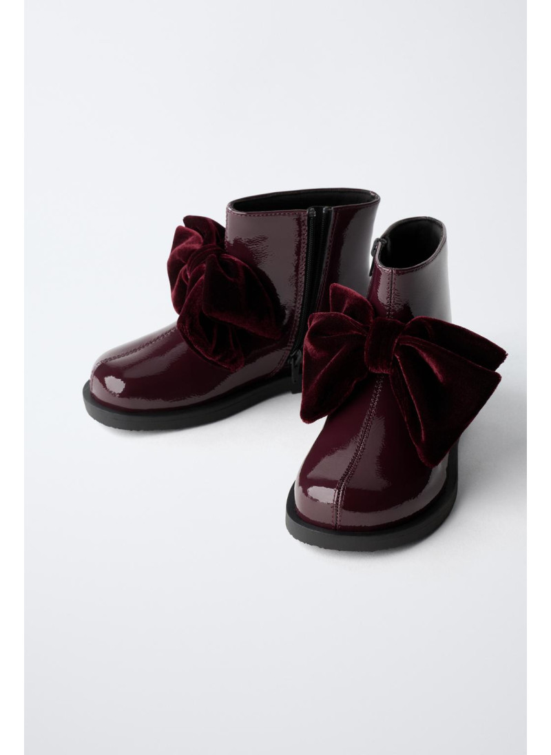 ЛАКИРОВАННЫЕ БОТИНКИ С БАНТОМ ЛАКИРОВАННЫЕ БОТИНКИ С БАНТОМ