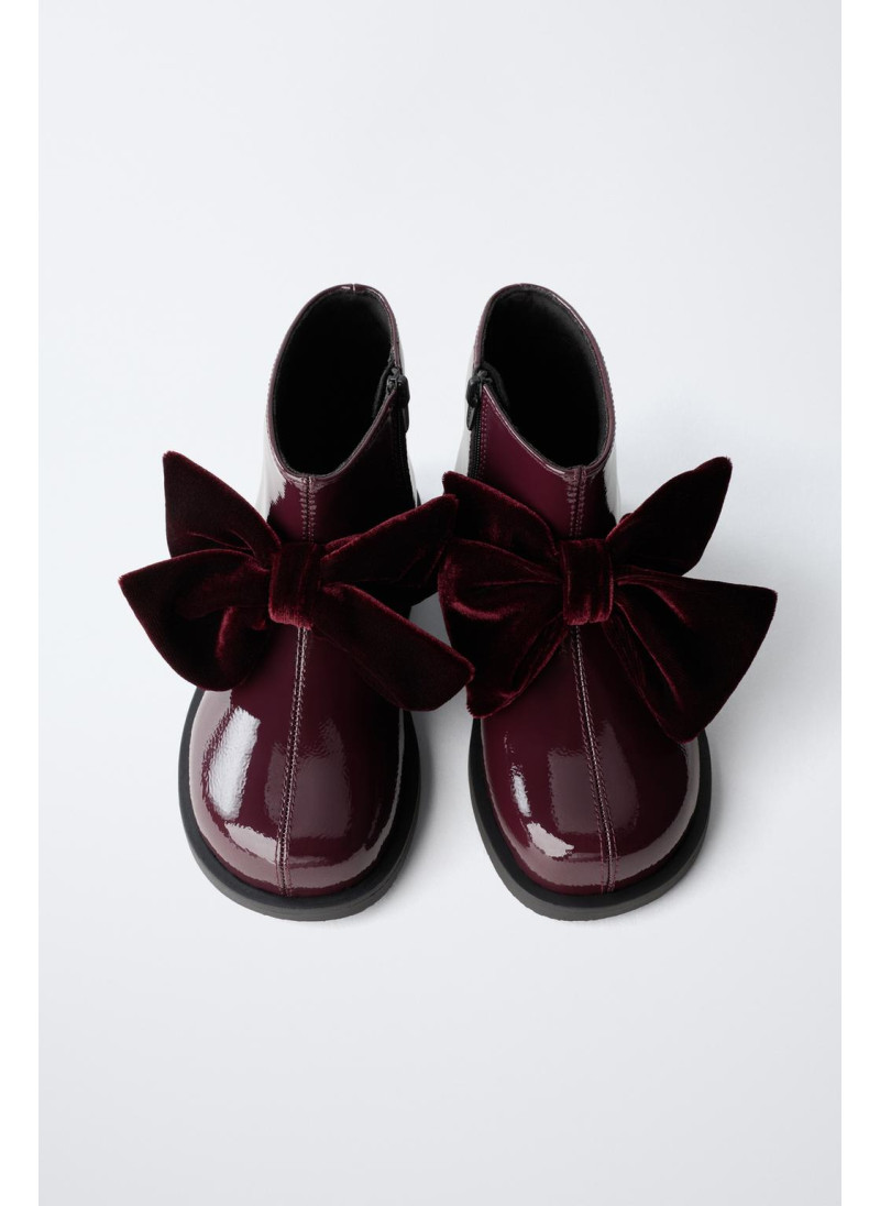 ЛАКИРОВАННЫЕ БОТИНКИ С БАНТОМ ЛАКИРОВАННЫЕ БОТИНКИ С БАНТОМ