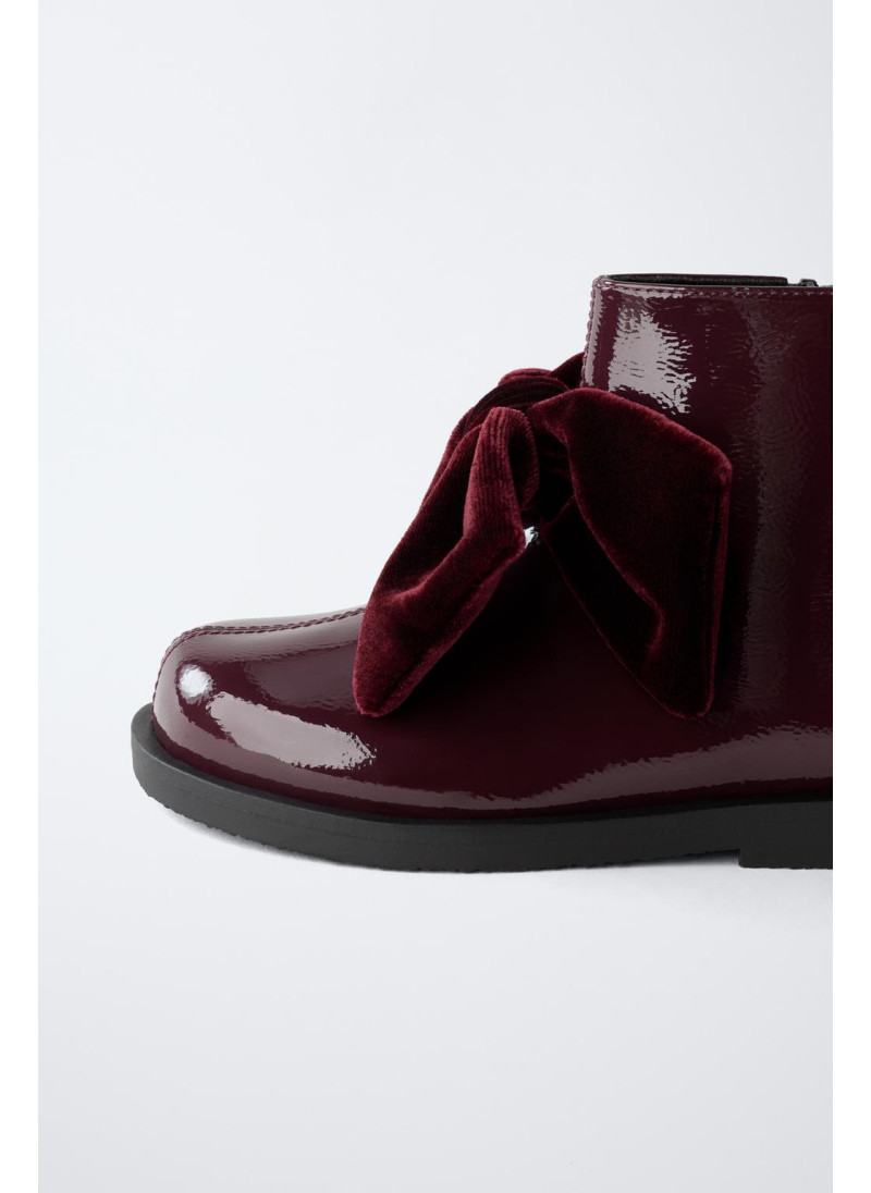 ЛАКИРОВАННЫЕ БОТИНКИ С БАНТОМ ЛАКИРОВАННЫЕ БОТИНКИ С БАНТОМ