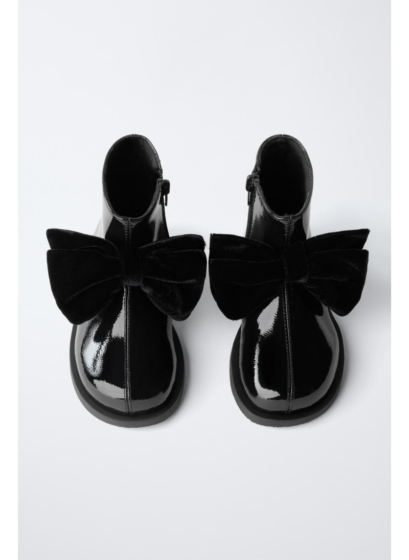 ЛАКИРОВАННЫЕ БОТИНКИ С БАНТОМ ЛАКИРОВАННЫЕ БОТИНКИ С БАНТОМ