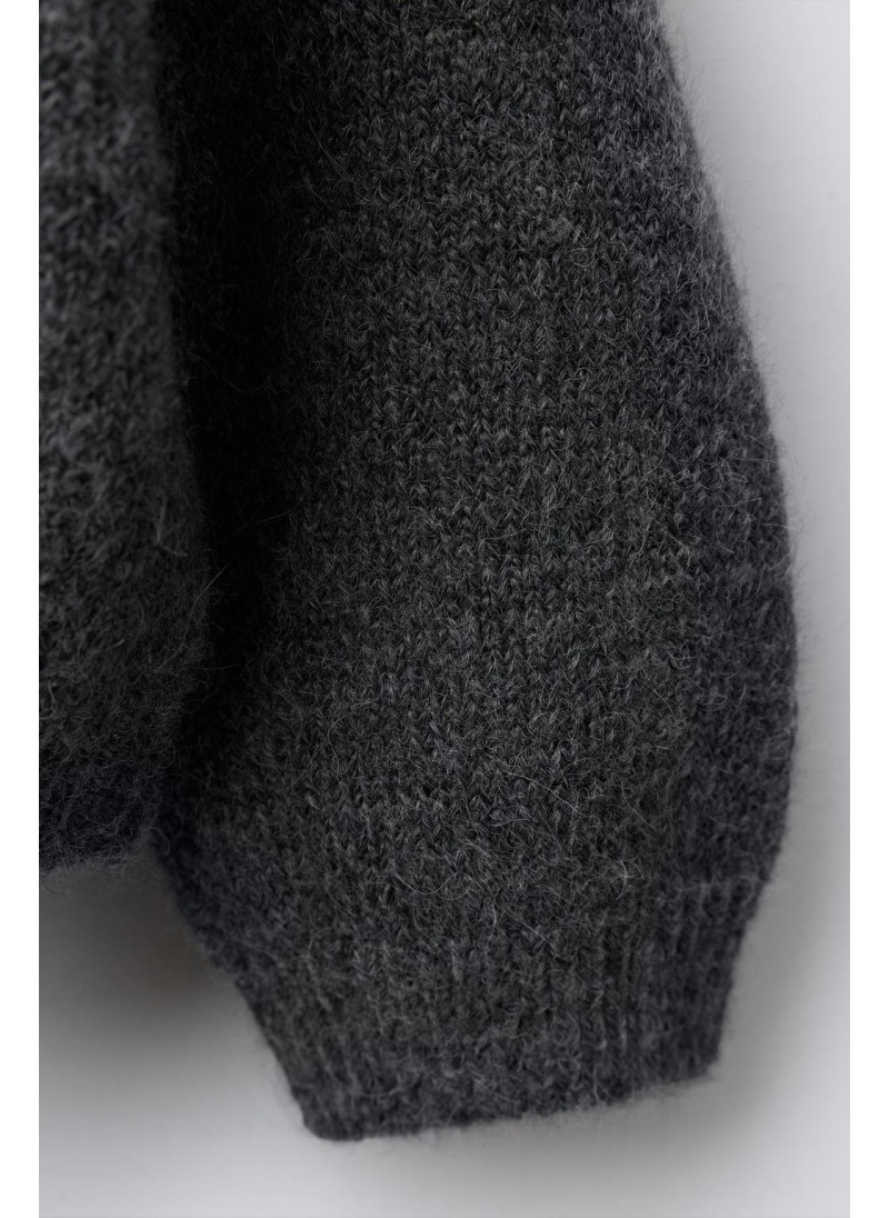 ВЯЗАНЫЙ ДЖЕМПЕР С ВОРСОВЫМИ СЕРДЦАМИ ВЯЗАНЫЙ ДЖЕМПЕР С ВОРСОВЫМИ СЕРДЦАМИ