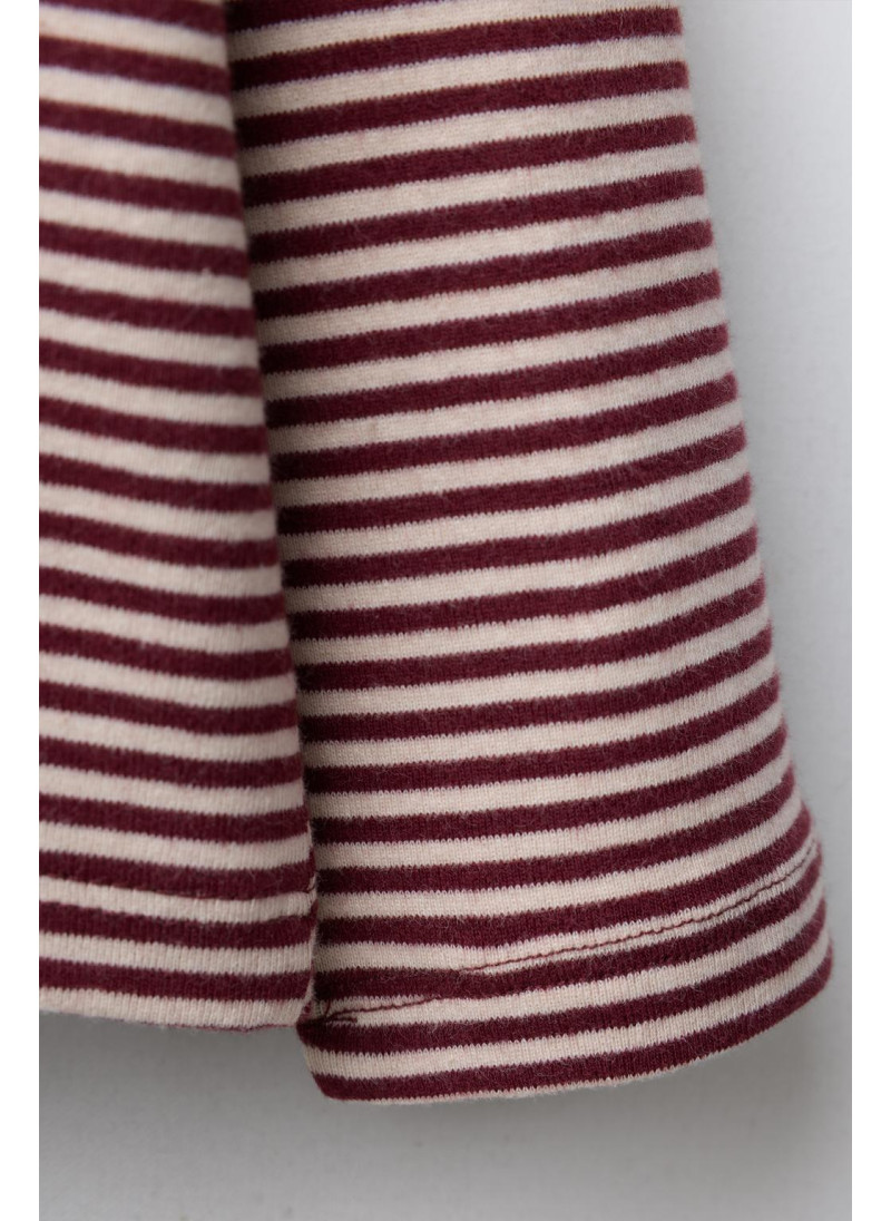 ТОП С ВОРОТНИКОМ-СТОЙКОЙ ТОП С ВОРОТНИКОМ-СТОЙКОЙ