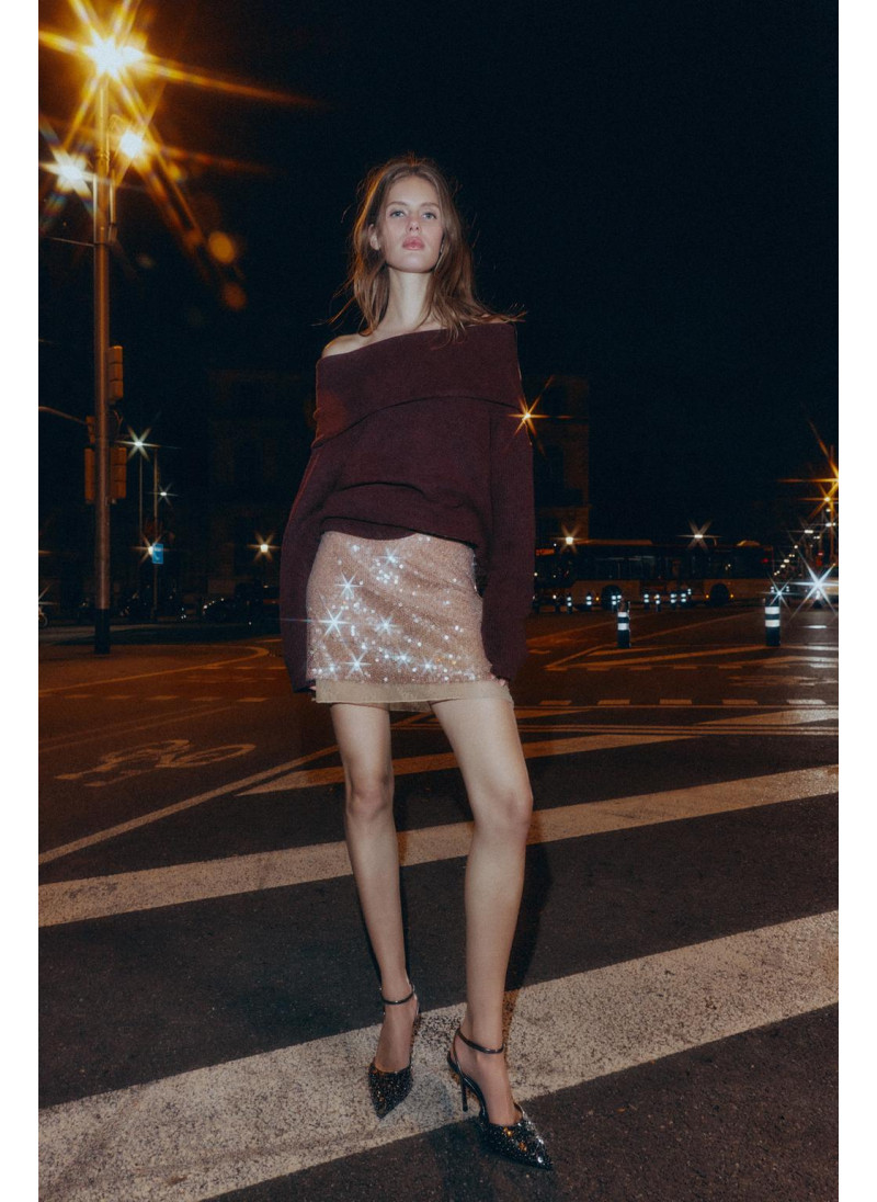 СВИТЕР ИЗ ТРИКОТАЖА БЕЗ БРЕ...