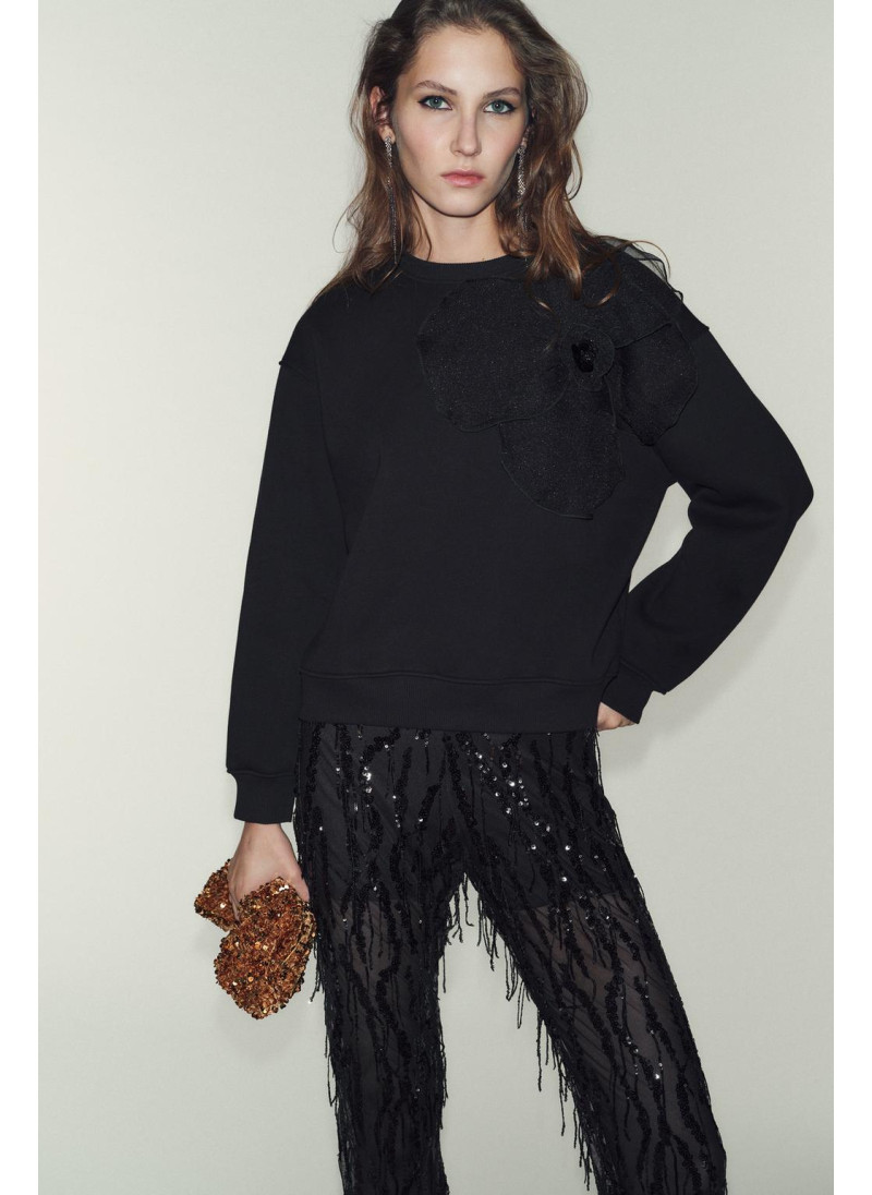 ТОЛСТОВКА ИЗ ОРГАНЗЫ С ЦВЕТОЧНЫМ ПРИНТОМ ТОЛСТОВКА ИЗ ОРГАНЗЫ С ЦВЕТОЧНЫМ ПРИНТОМ