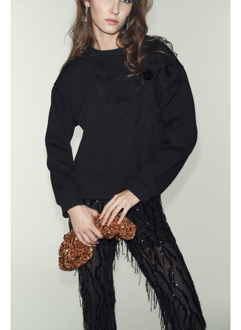 ТОЛСТОВКА ИЗ ОРГАНЗЫ С ЦВЕТОЧНЫМ ПРИНТОМ ТОЛСТОВКА ИЗ ОРГАНЗЫ С ЦВЕТОЧНЫМ ПРИНТОМ