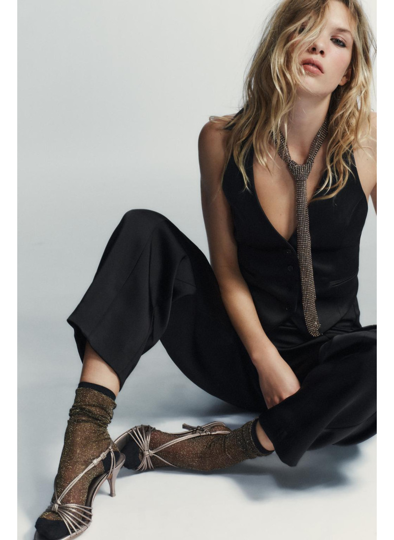 НОСКИ ИЗ ПОЛУПРОЗРАЧНОЙ ТК�...