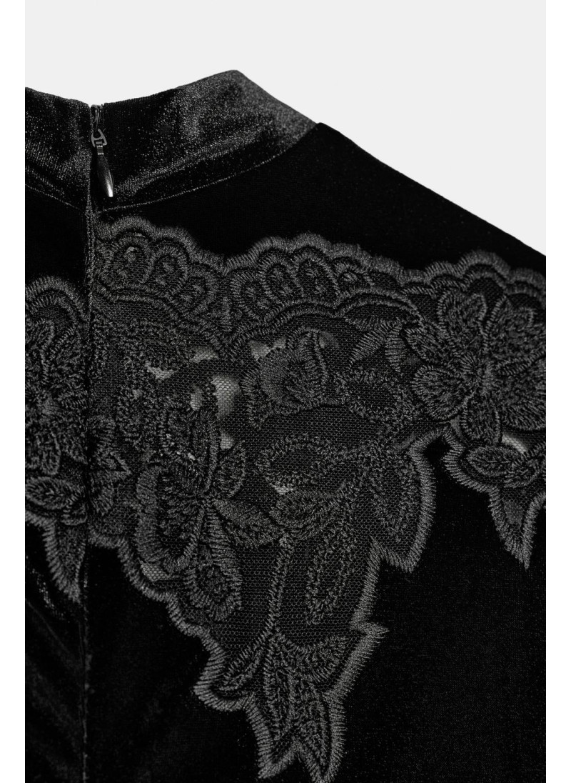 БАРХАТНОЕ ПЛАТЬЕ С КРУЖЕВОМ БАРХАТНОЕ ПЛАТЬЕ С КРУЖЕВОМ