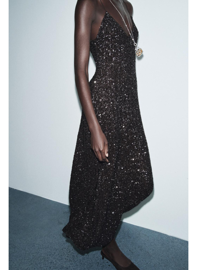 ДЛИННОЕ ПЛАТЬЕ С ПАЙЕТКАМИ ZW COLLECTION LIMITED EDITION ДЛИННОЕ ПЛАТЬЕ С ПАЙЕТКАМИ ZW COLLECTION LIMITED EDITION