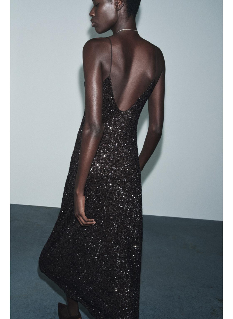 ДЛИННОЕ ПЛАТЬЕ С ПАЙЕТКАМИ ZW COLLECTION LIMITED EDITION ДЛИННОЕ ПЛАТЬЕ С ПАЙЕТКАМИ ZW COLLECTION LIMITED EDITION