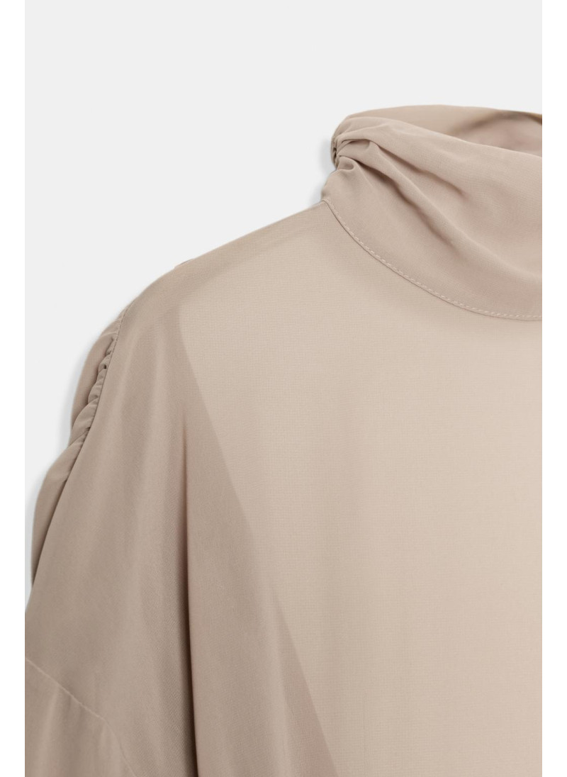 Боди из горгетты с деталями на спине Боди из горгетты с деталями на спине