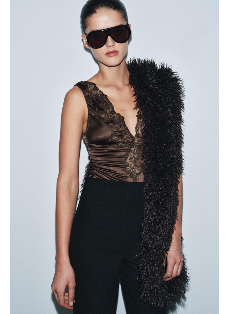 Боди из атласа zw collection с кружевными отделками Боди из атласа zw collection с кружевными отделками