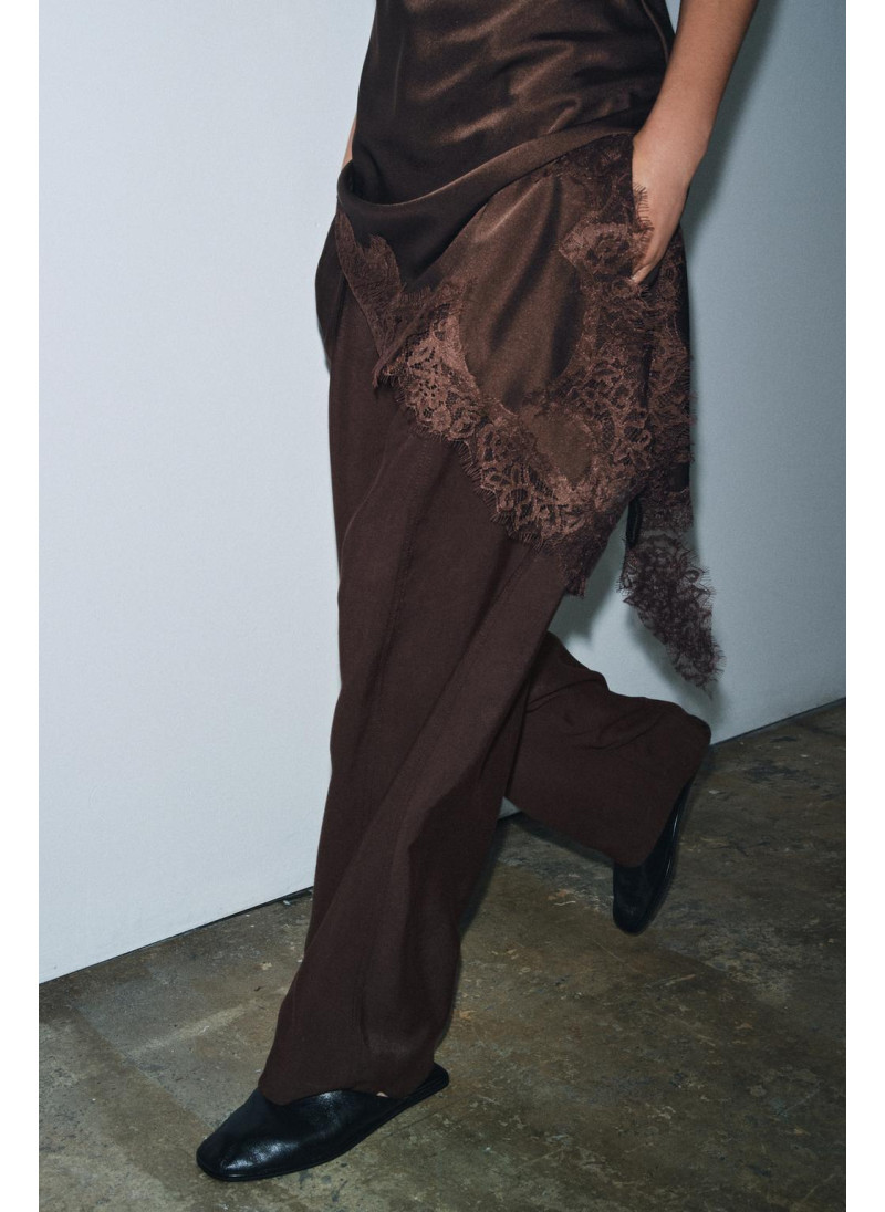 БРЮКИ CARROT WIDE LEG С ПРЯЖКОЙ — ZW COLLECTION БРЮКИ CARROT WIDE LEG С ПРЯЖКОЙ — ZW COLLECTION