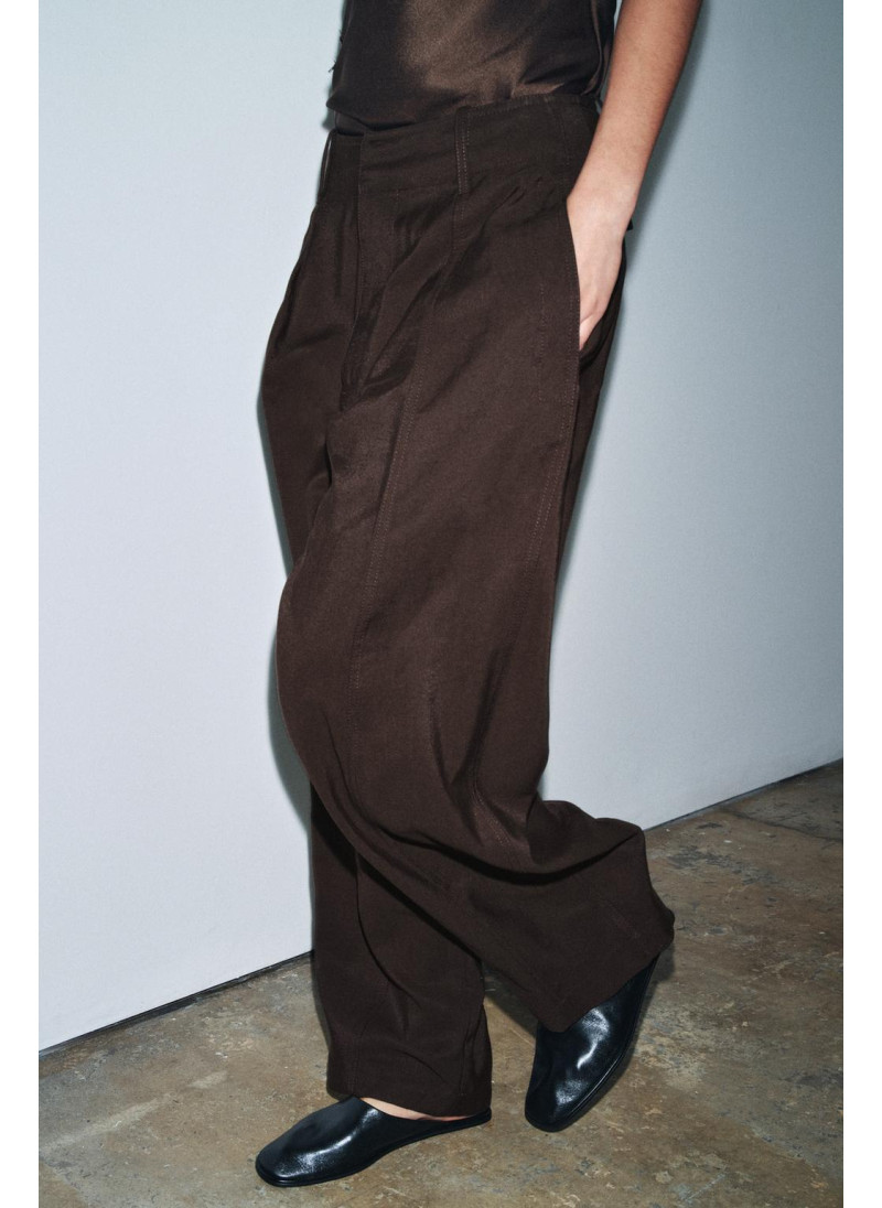 БРЮКИ CARROT WIDE LEG С ПРЯЖКОЙ — ZW COLLECTION БРЮКИ CARROT WIDE LEG С ПРЯЖКОЙ — ZW COLLECTION