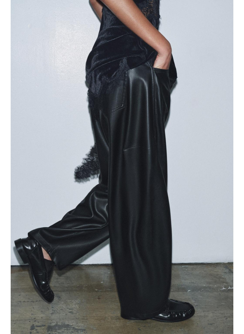 БРЮКИ BALLOON ИЗ ИСКУССТВЕННОЙ КОЖИ ZW COLLECTION БРЮКИ BALLOON ИЗ ИСКУССТВЕННОЙ КОЖИ ZW COLLECTION