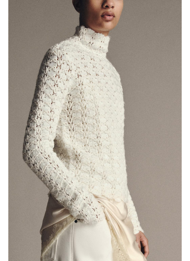 СВИТЕР ИЗ КОМБИНИРОВАННОГО ТРИКОТАЖА СВИТЕР ИЗ КОМБИНИРОВАННОГО ТРИКОТАЖА