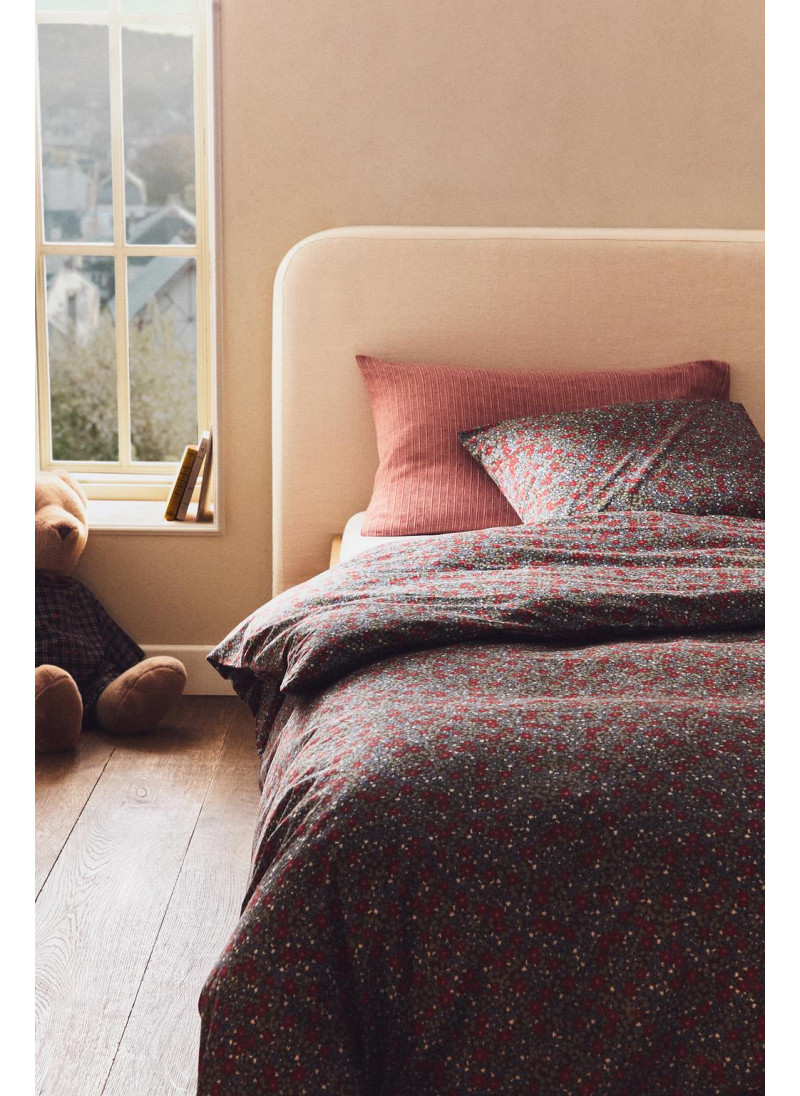 Детское рождественское покрывало с цветочным узором Детское рождественское покрывало с цветочным узором