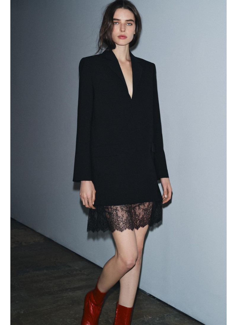 ПЛАТЬЕ-БЛЕЙЗЕР С КРУЖЕВОМ — ZW COLLECTION LIMITED EDITION ПЛАТЬЕ-БЛЕЙЗЕР С КРУЖЕВОМ — ZW COLLECTION LIMITED EDITION