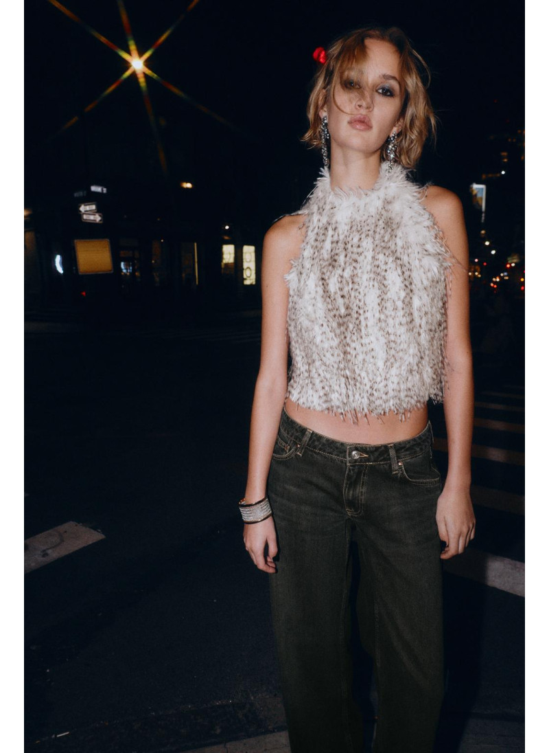 ТОП ХАЛТЕР ИЗ ИСКУССТВЕННОГО МЕХА ТОП ХАЛТЕР ИЗ ИСКУССТВЕННОГО МЕХА