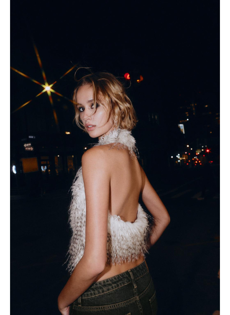 ТОП ХАЛТЕР ИЗ ИСКУССТВЕННОГО МЕХА ТОП ХАЛТЕР ИЗ ИСКУССТВЕННОГО МЕХА