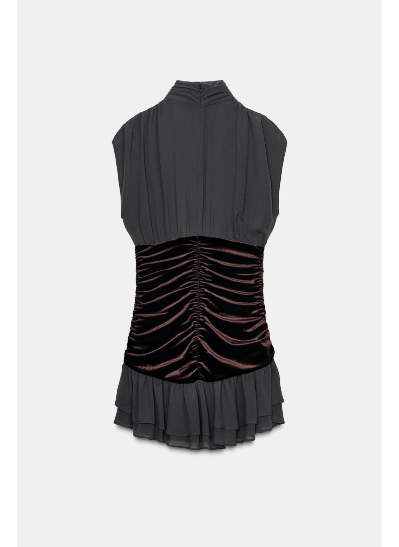 КОРОТКОЕ ПЛАТЬЕ С ВОЛАНАМИ ИЗ БАРХАТА КОРОТКОЕ ПЛАТЬЕ С ВОЛАНАМИ ИЗ БАРХАТА