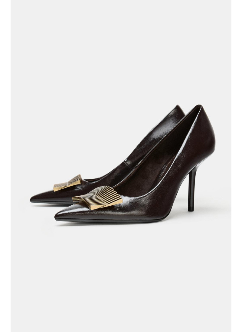 ТУФЛИ НА ВЫСОКОМ КАБЛУКЕ С АППЛИКАЦИЕЙ ТУФЛИ НА ВЫСОКОМ КАБЛУКЕ С АППЛИКАЦИЕЙ