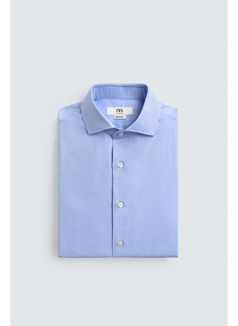 РУБАШКА ИЗ РЕЛЬЕФНОЙ ТКАНИ С МАНЖЕТАМИ ПОД ЗАПОНКИ РУБАШКА ИЗ РЕЛЬЕФНОЙ ТКАНИ С МАНЖЕТАМИ ПОД ЗАПОНКИ