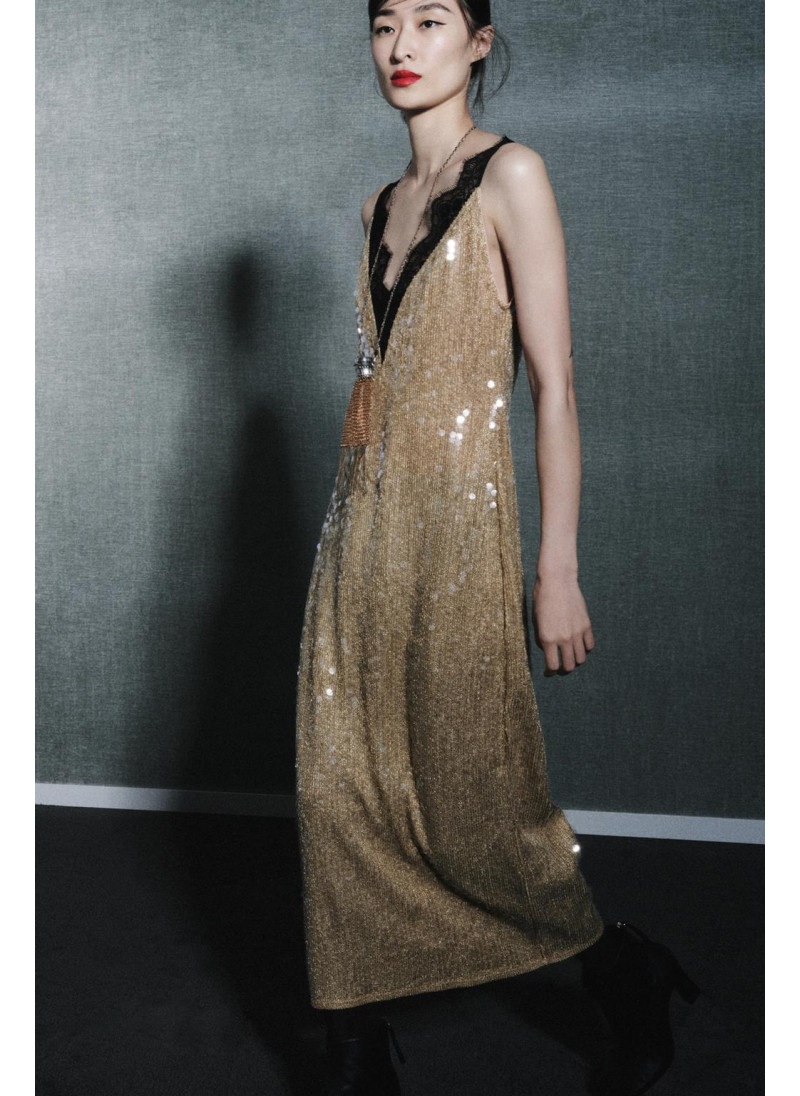 Платье с пайетками и кружевом коллекции zw Платье с пайетками и кружевом коллекции zw