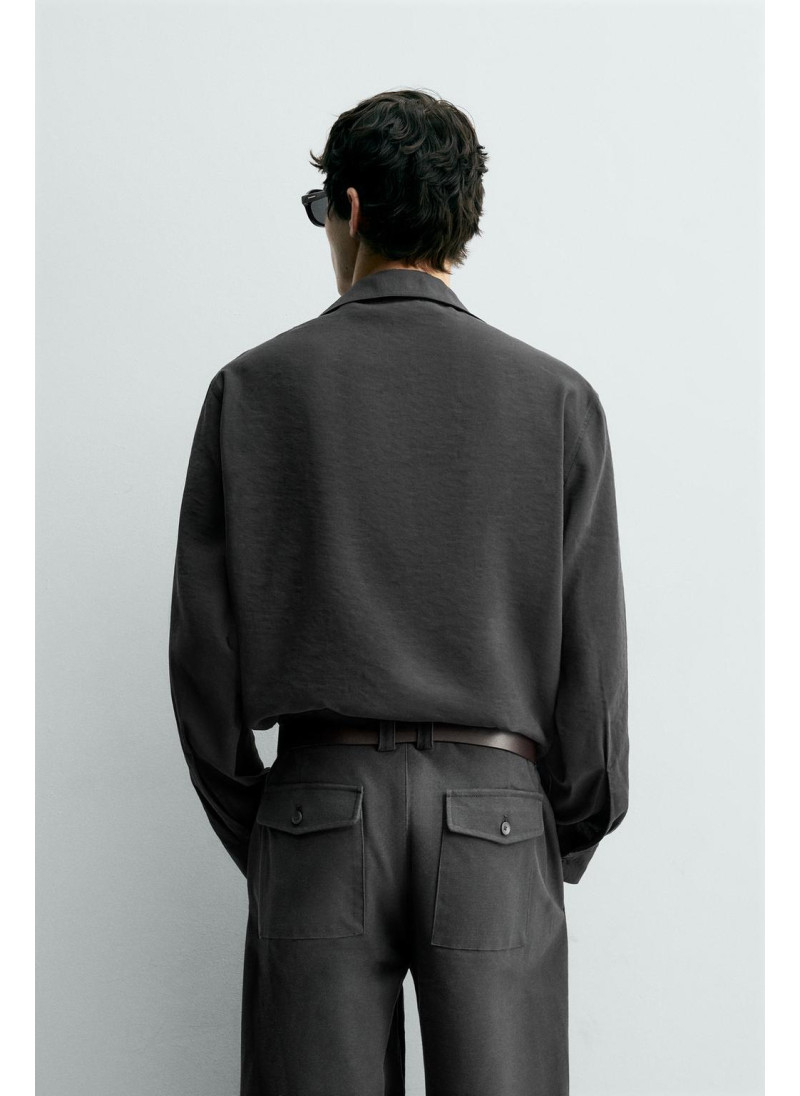 ПОЛО ИЗ СТРУЯЩЕЙСЯ ТКАНИ ПОЛО ИЗ СТРУЯЩЕЙСЯ ТКАНИ