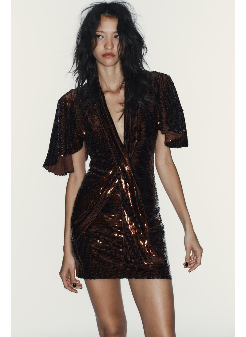 Платье с пайетками Платье с пайетками