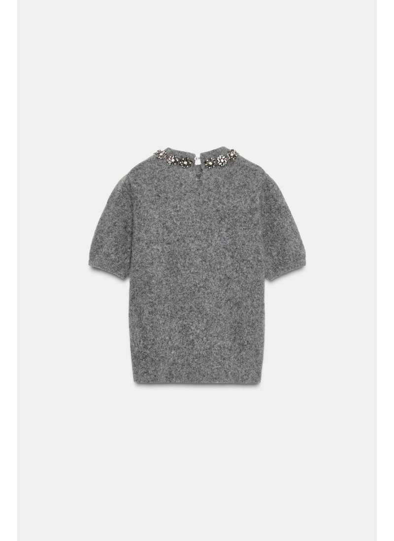 Пуловер с короткими рукавами и бисерными бусинами Пуловер с короткими рукавами и бисерными бусинами