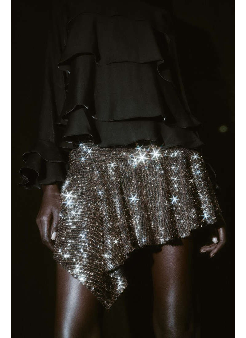 Асимметричный пайеточный скорт Асимметричный пайеточный скорт